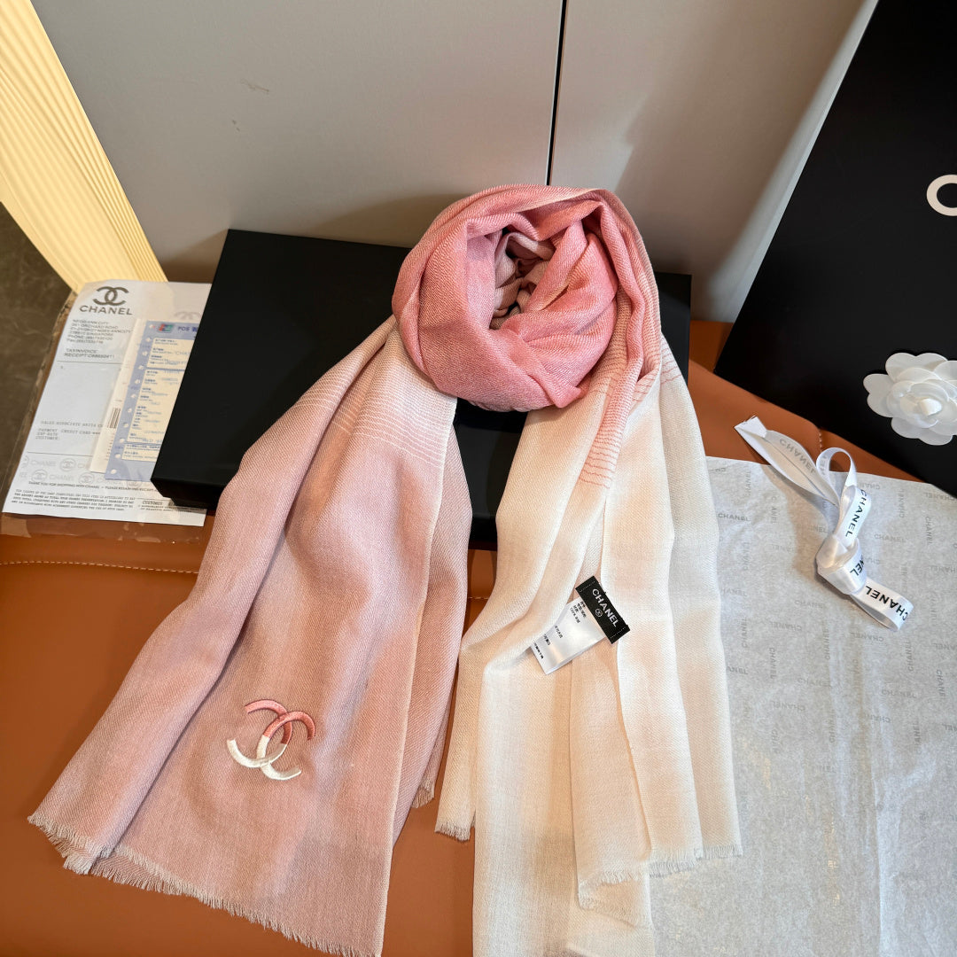 velvet fashion accessory for women - product detail view
