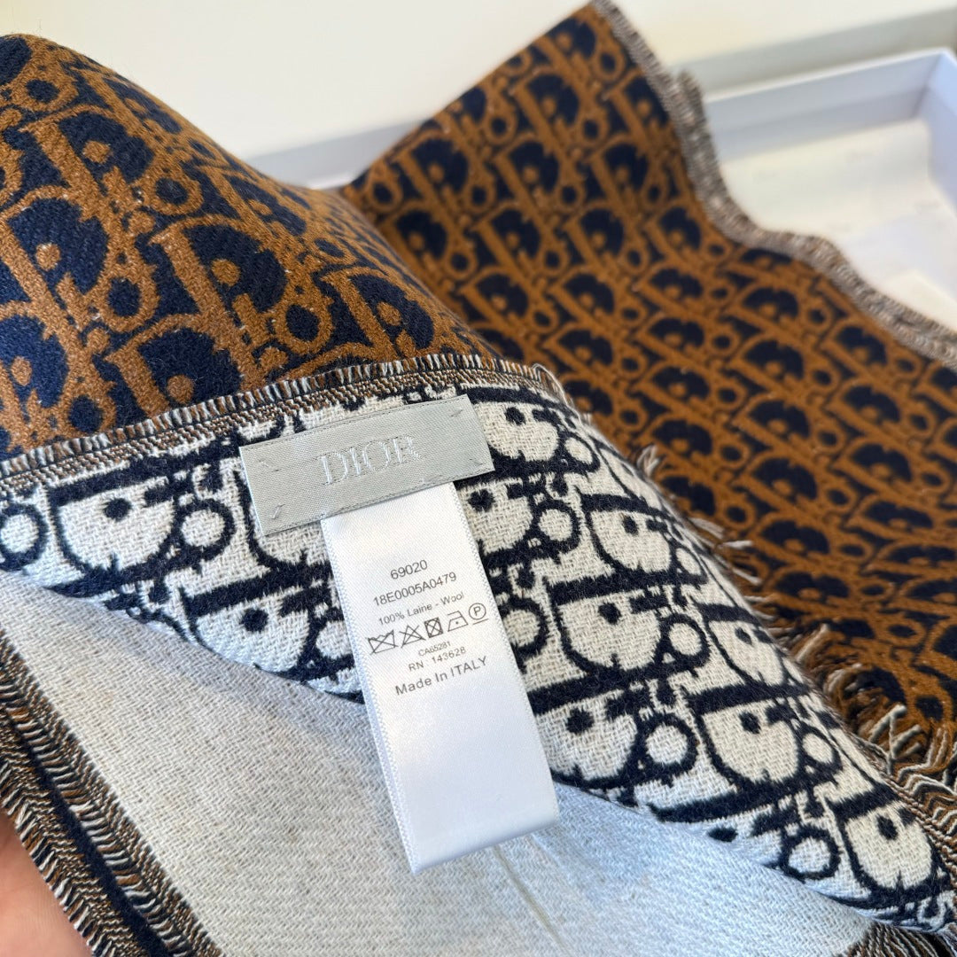 wood floral Scarf for men - alternate angle view 5