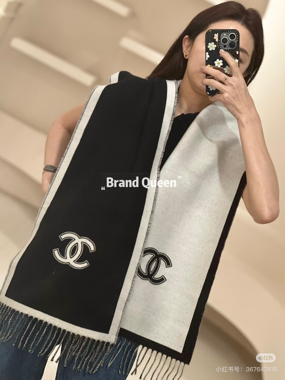 multicolor wool handmade Comb for women - product detail view