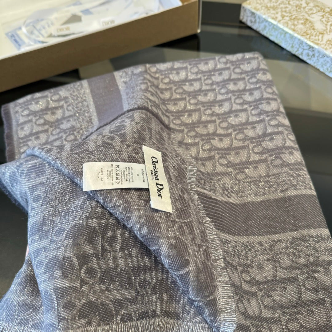 wool floral Shawl for women - alternate angle view 6