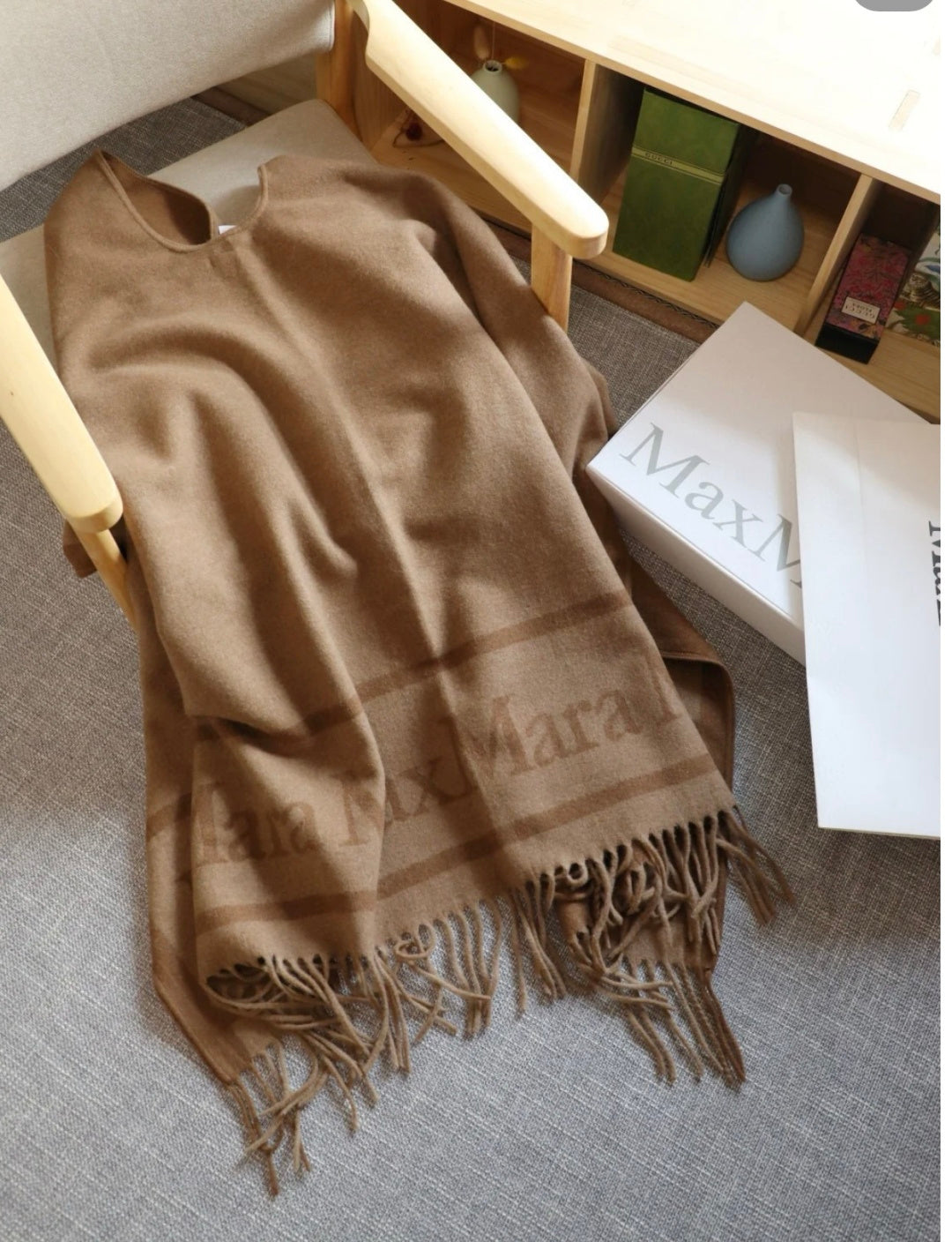 wool versatile Comb for women - alternate angle view 3