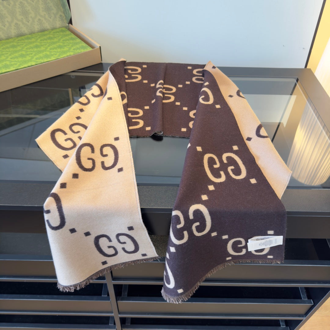 Scarf for women - alternate angle view 8