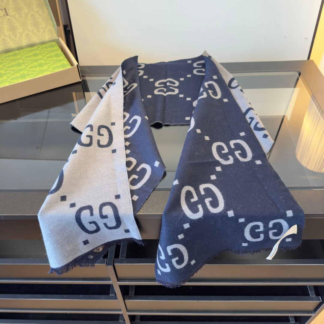 Scarf for women - alternate angle view 4