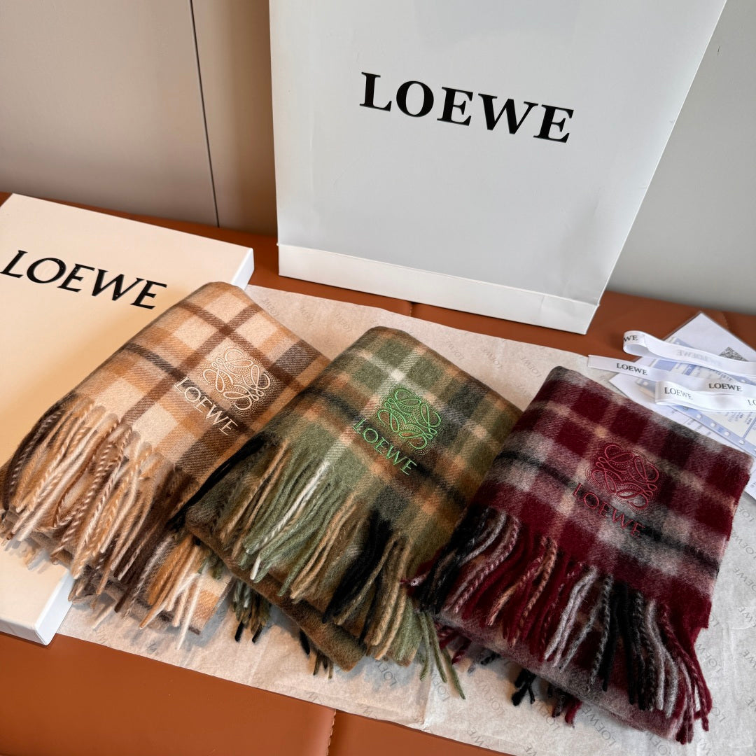 velvet elegant Scarf for unisex couple - alternate angle view 3