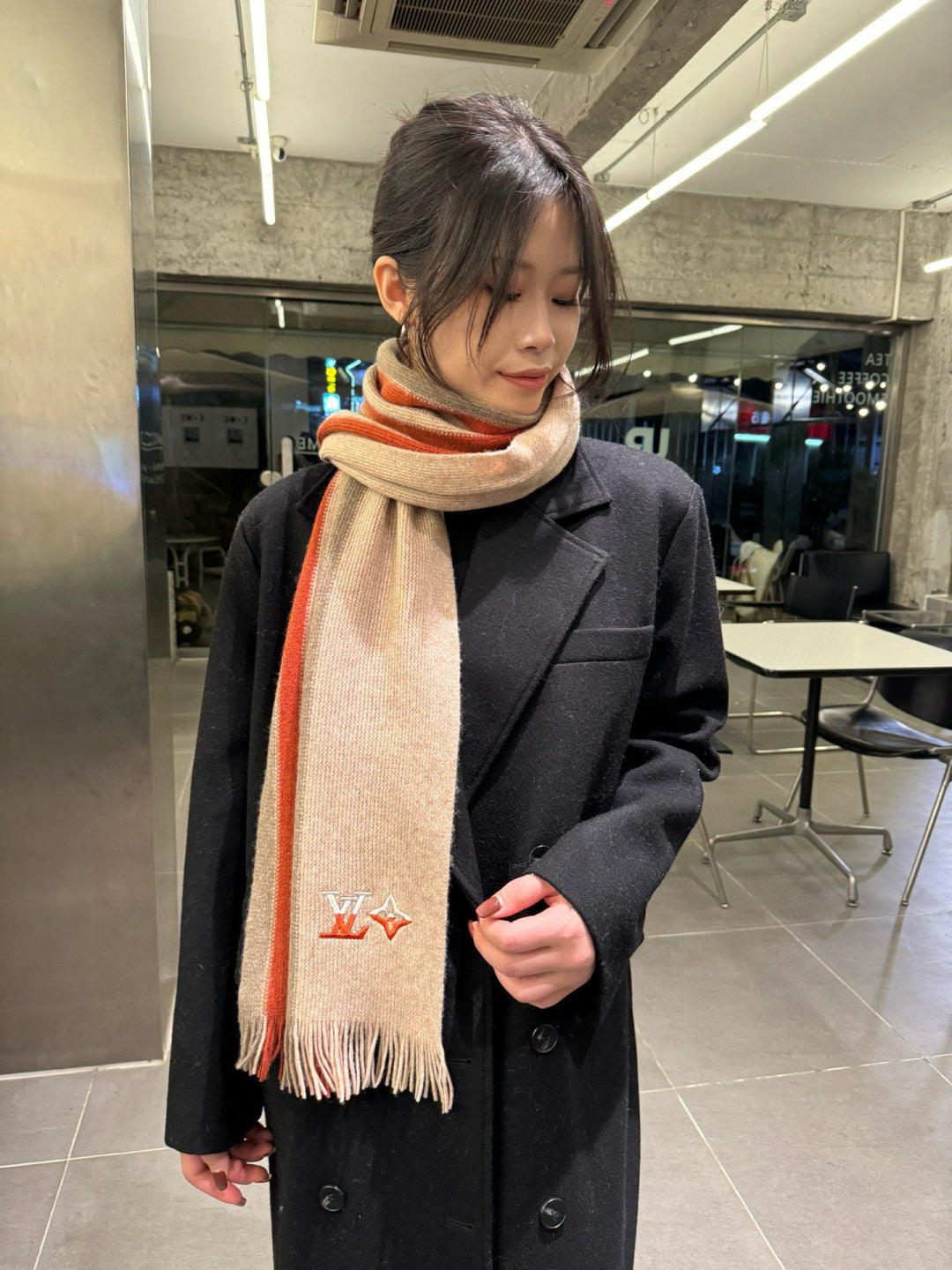 velvet versatile Scarf for men - product detail view