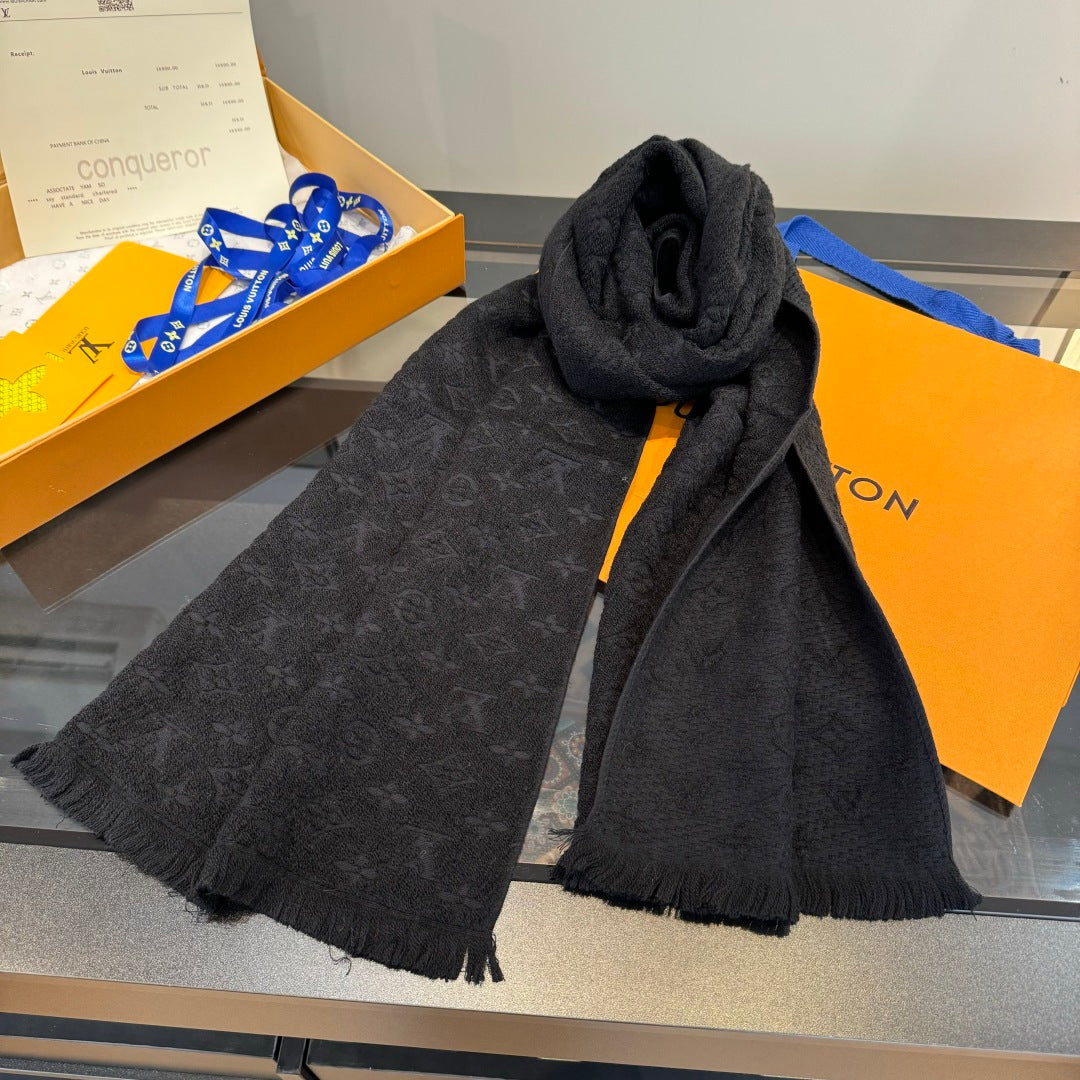wool floral Scarf for men - alternate angle view 2