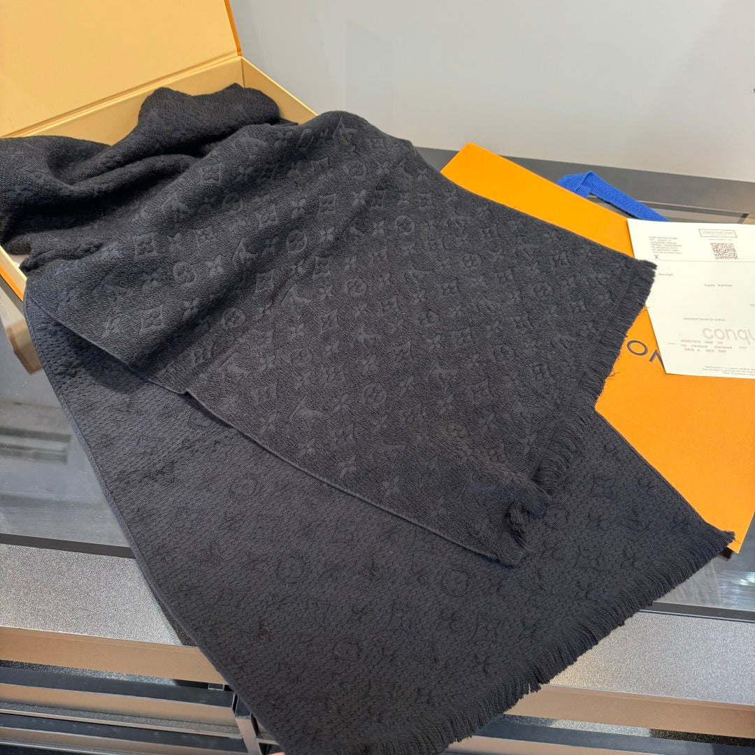 wool floral Scarf for men - alternate angle view 5