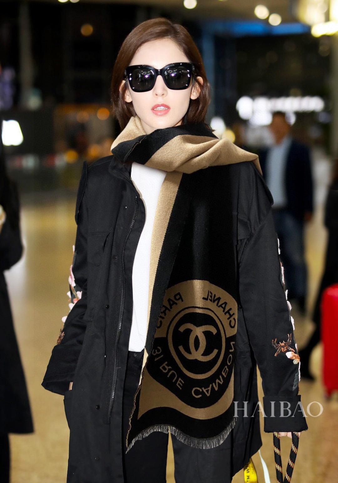 white velvet luxury Scarf for women - product detail view