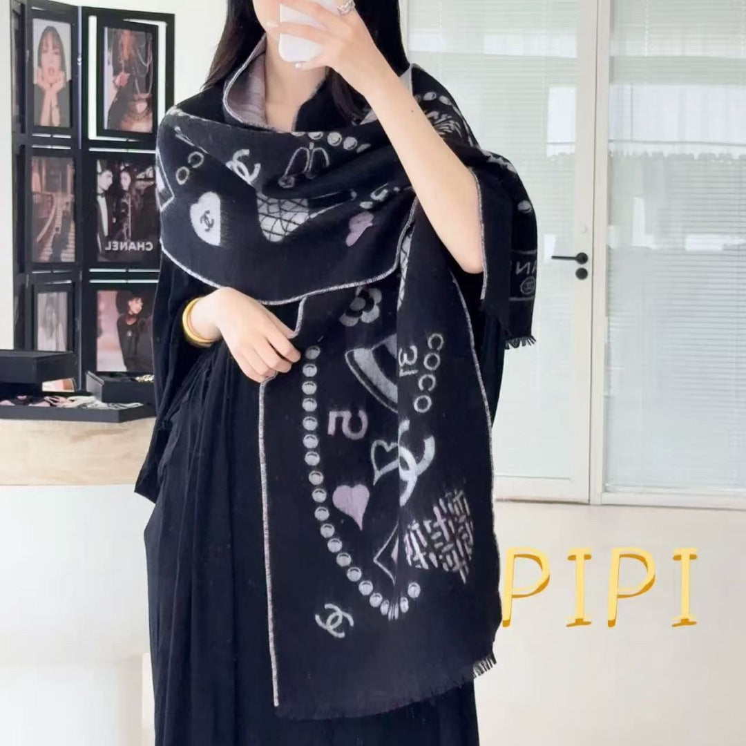 pearl Scarf for women - product detail view