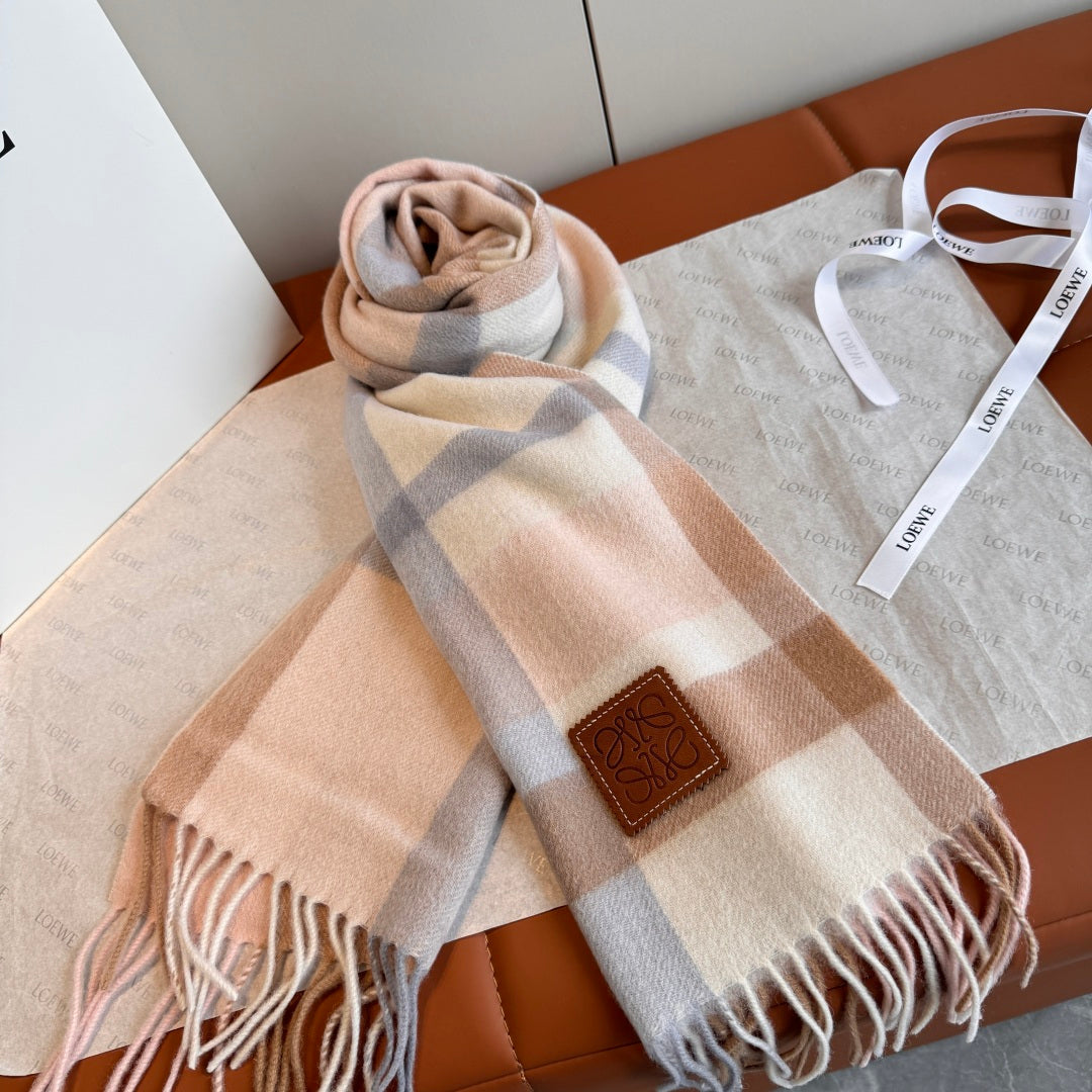 velvet minimalist Scarf for men - alternate angle view 5