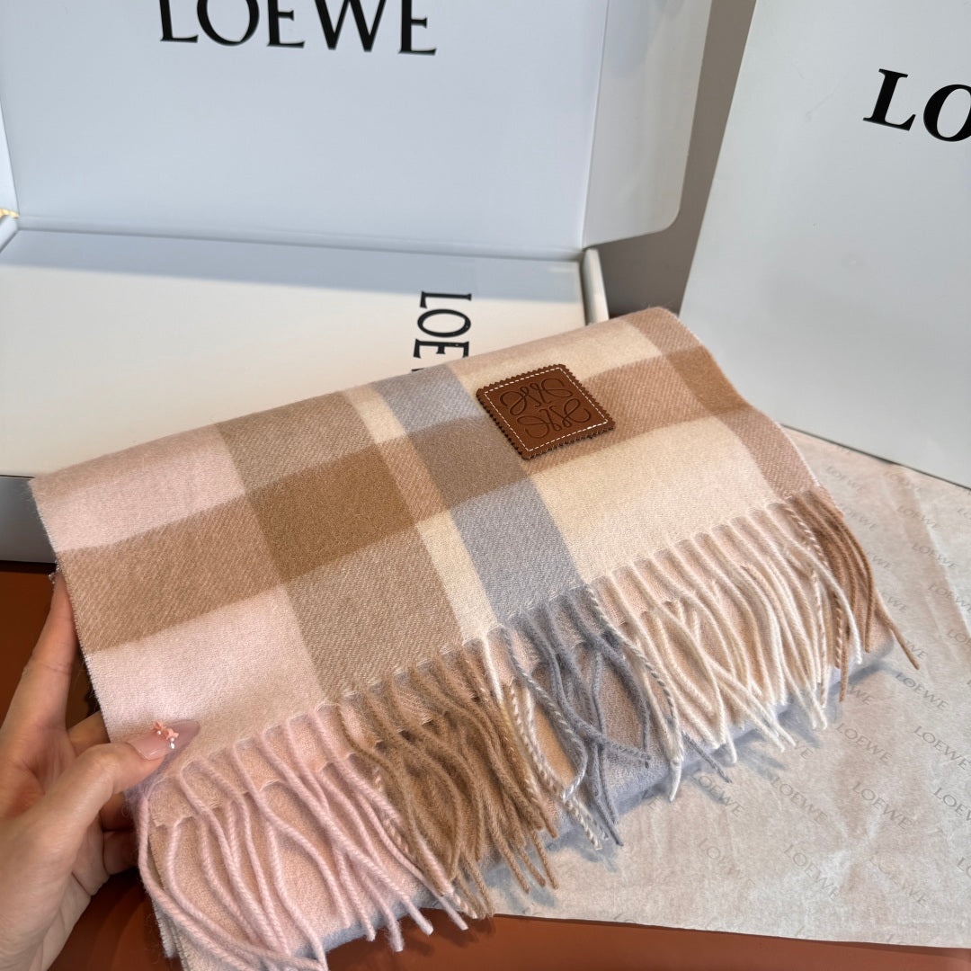 velvet minimalist Scarf for men - alternate angle view 7