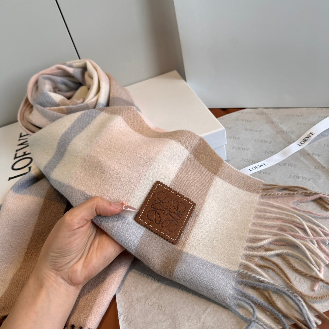 velvet minimalist Scarf for men - alternate angle view 6