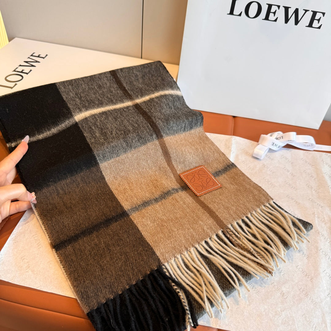 velvet minimalist Scarf for men - alternate angle view 7