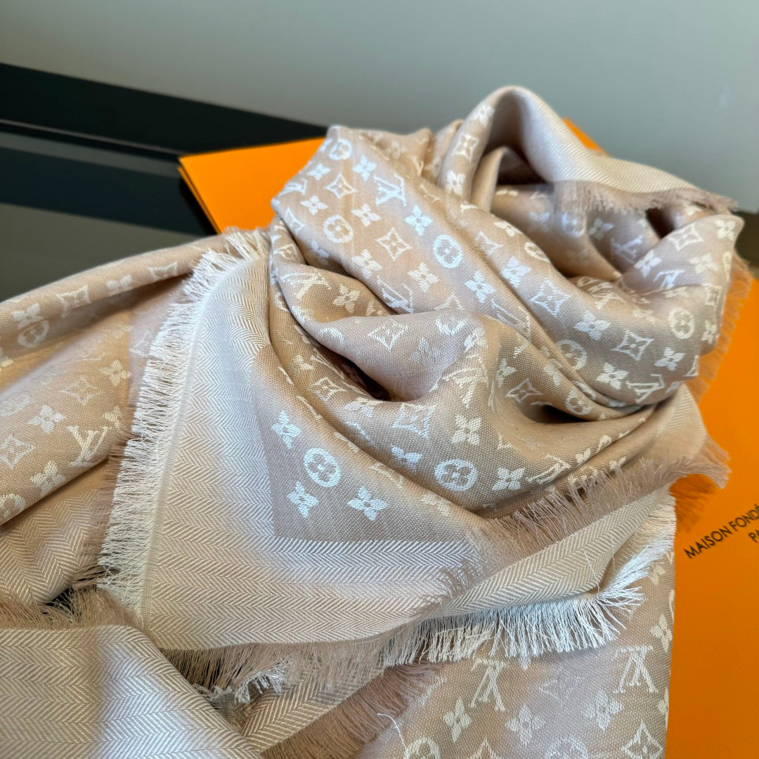 wool floral Shawl for women - alternate angle view 7