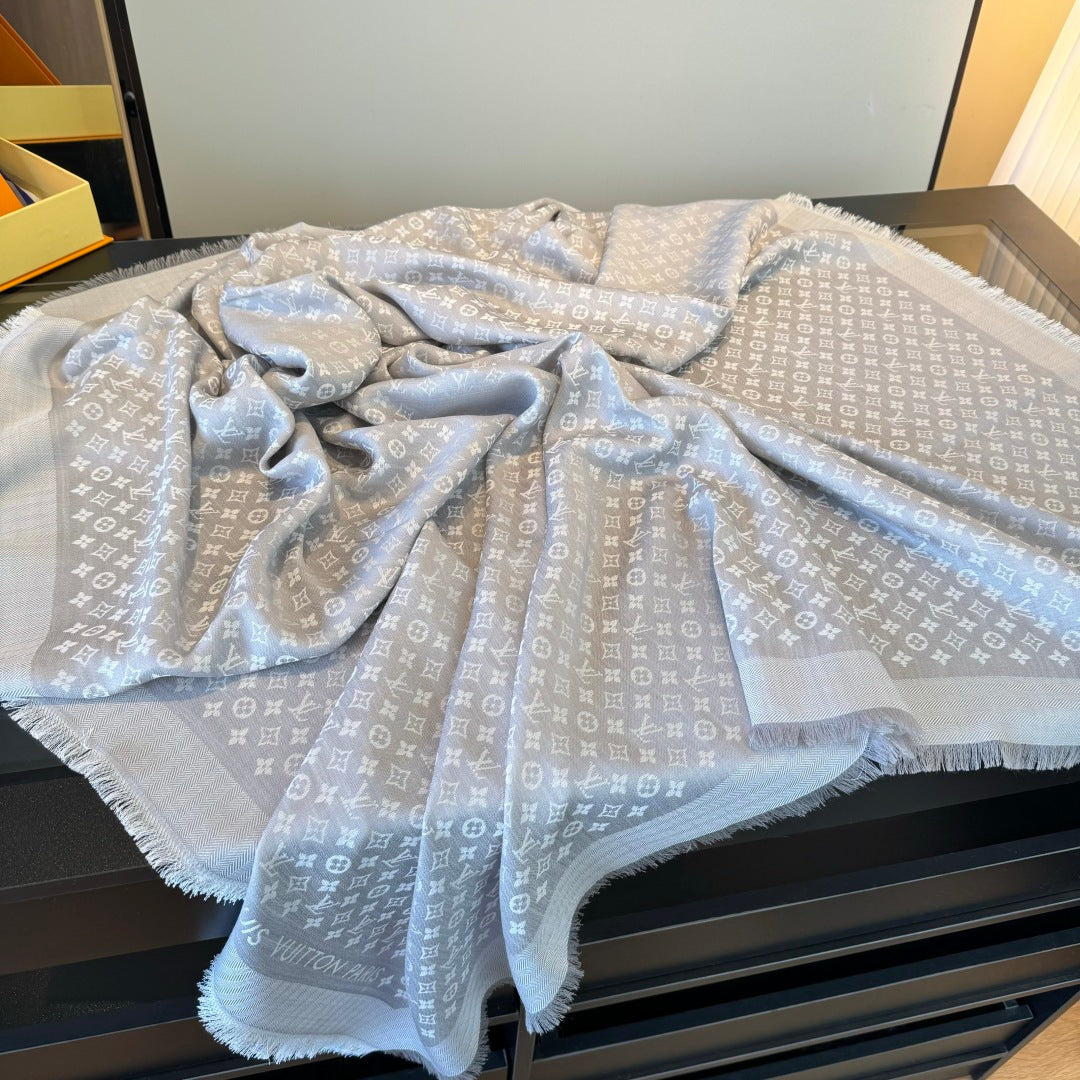 wool floral Shawl for women - alternate angle view 9
