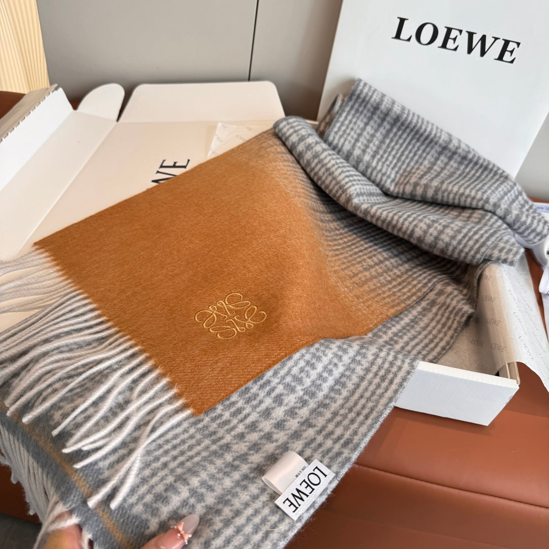 velvet luxury Shawl for women - alternate angle view 7