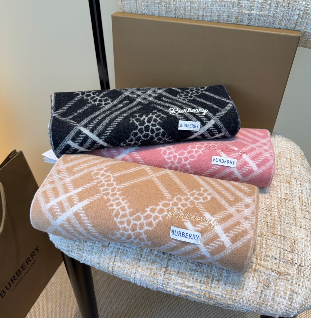 stylish Scarf for men - alternate angle view 3