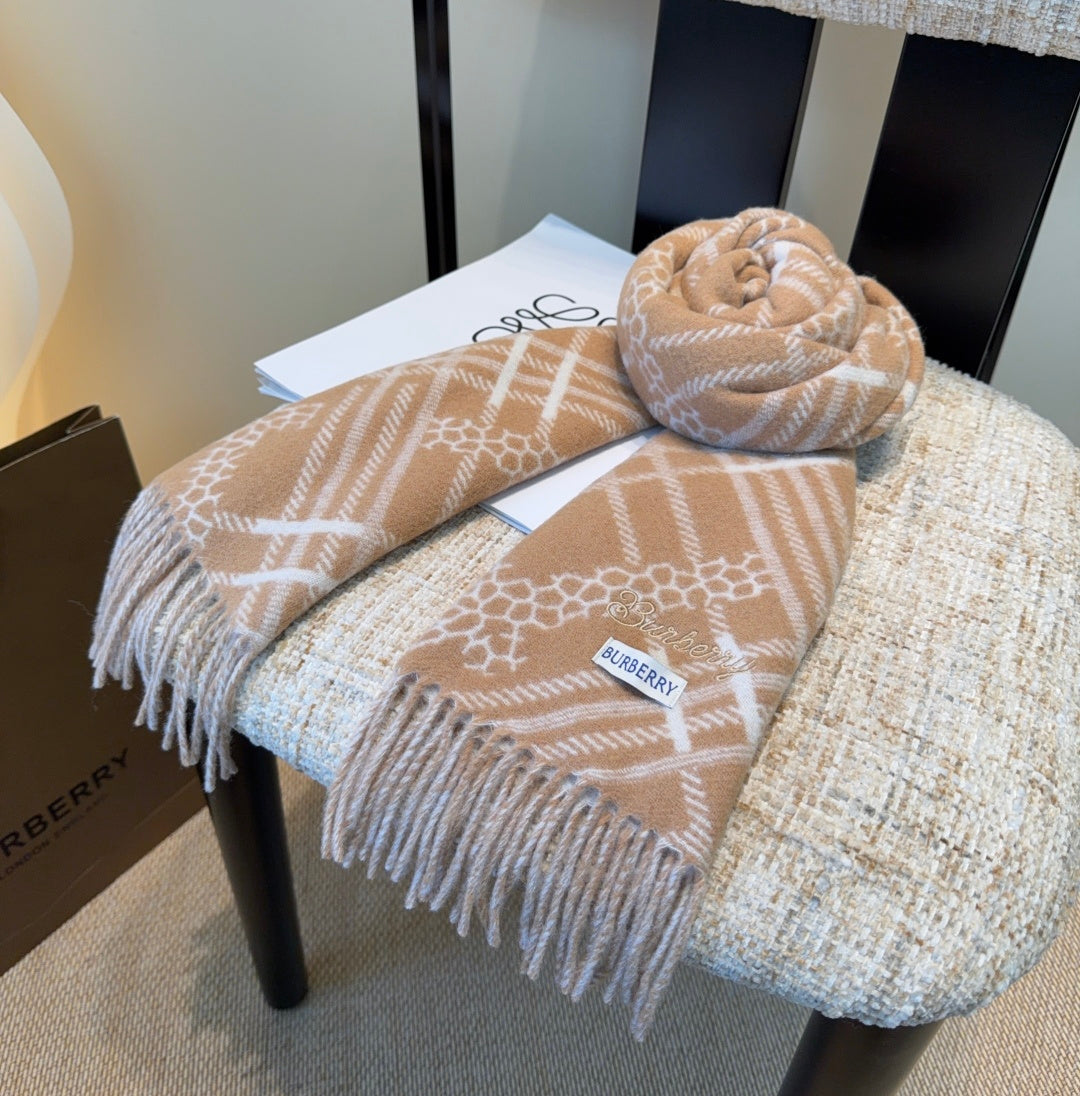 stylish Scarf for men - alternate angle view 10