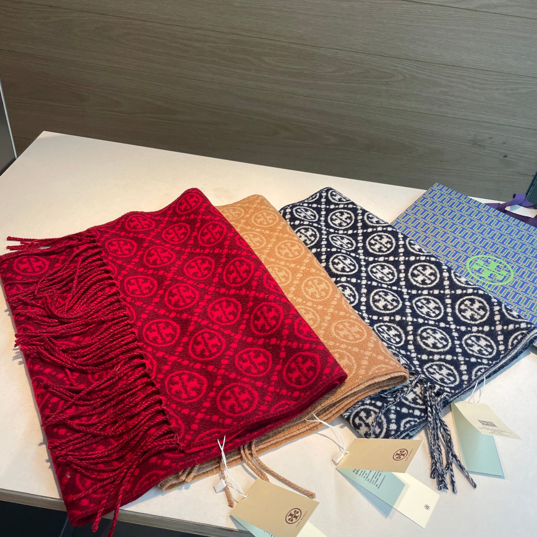 luxury Scarf for women - product detail view