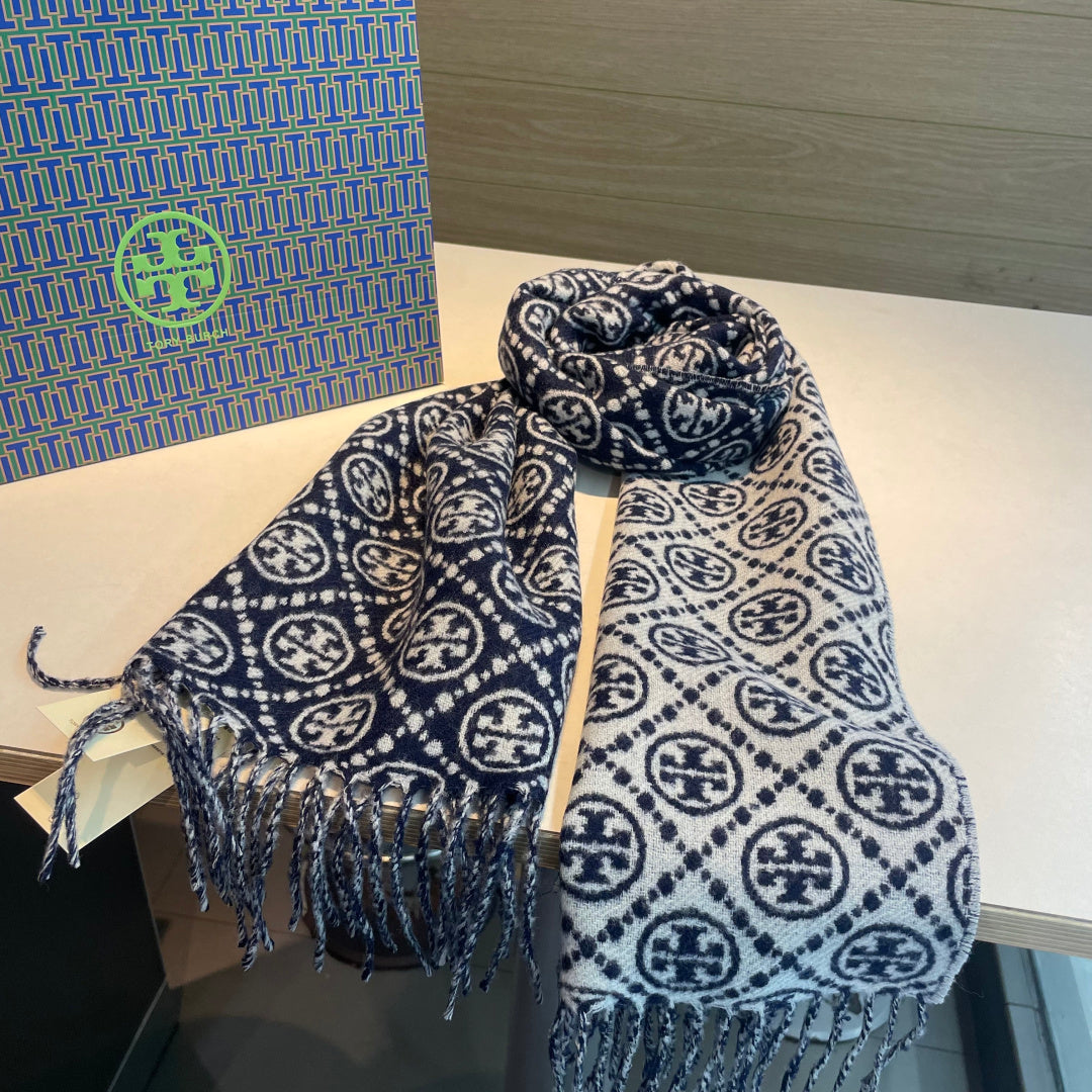 luxury Scarf for women - alternate angle view 7