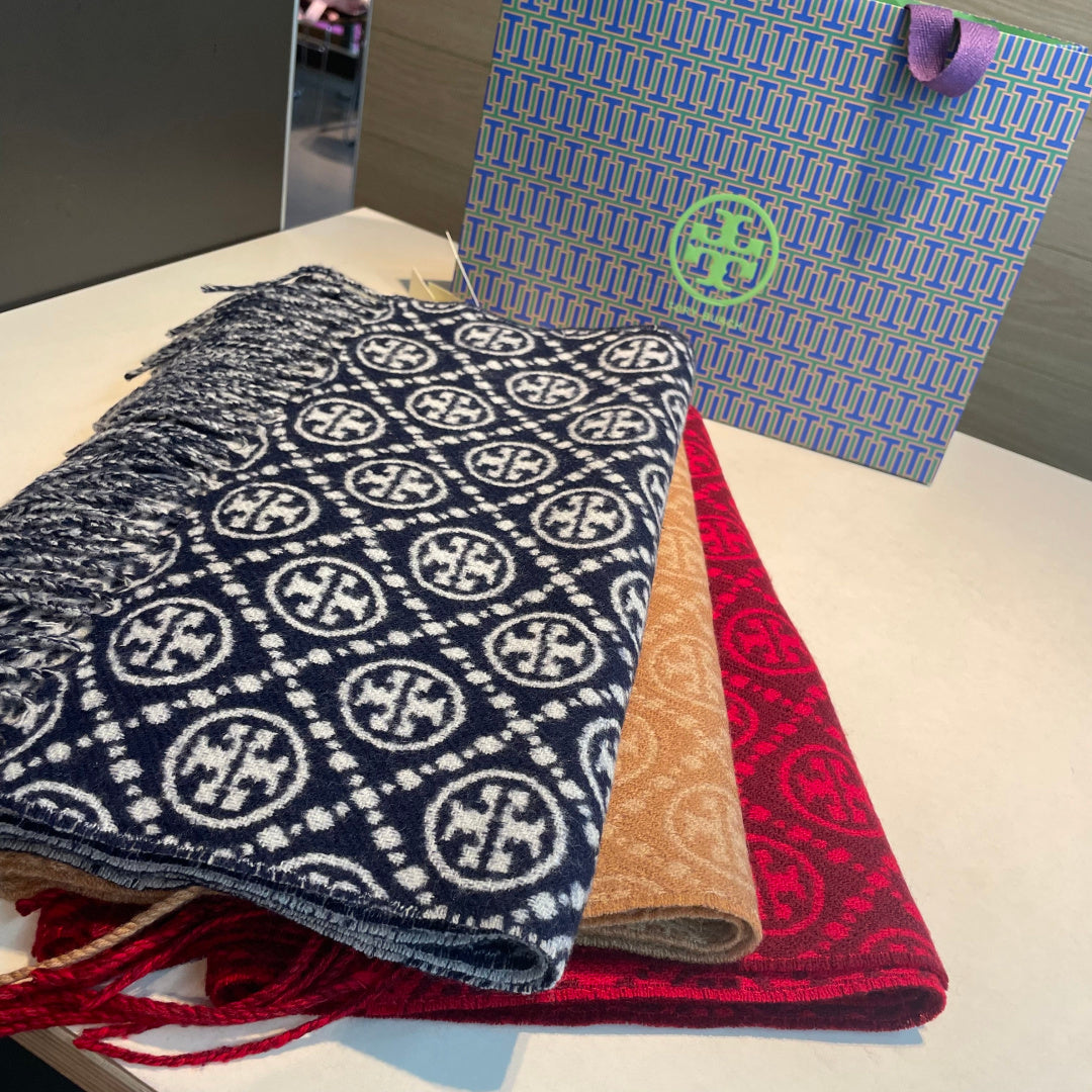 luxury Scarf for women - alternate angle view 2