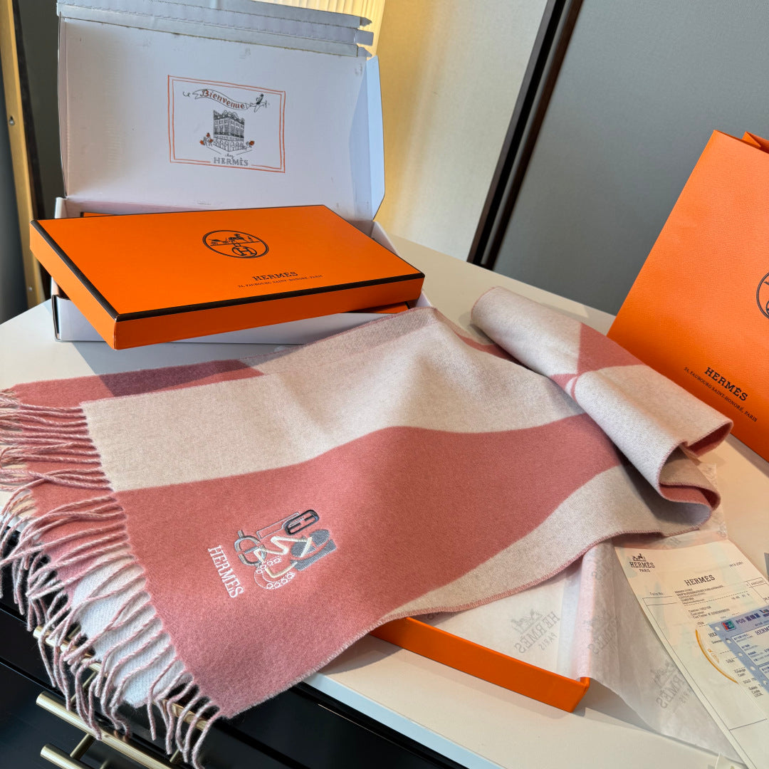velvet stylish Scarf for men - alternate angle view 6