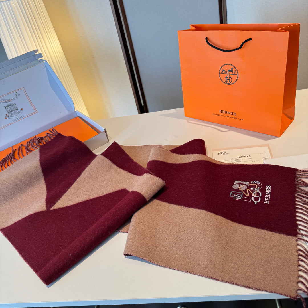 velvet stylish Scarf for men - alternate angle view 9