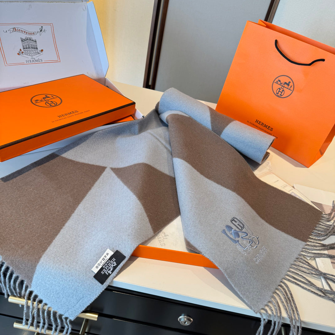 velvet stylish Scarf for men - alternate angle view 7
