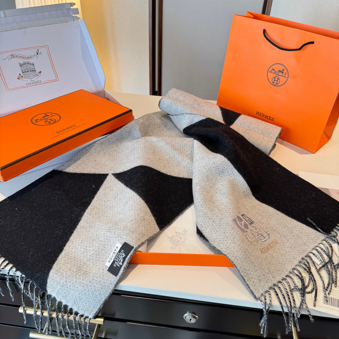 velvet stylish Scarf for men - alternate angle view 6