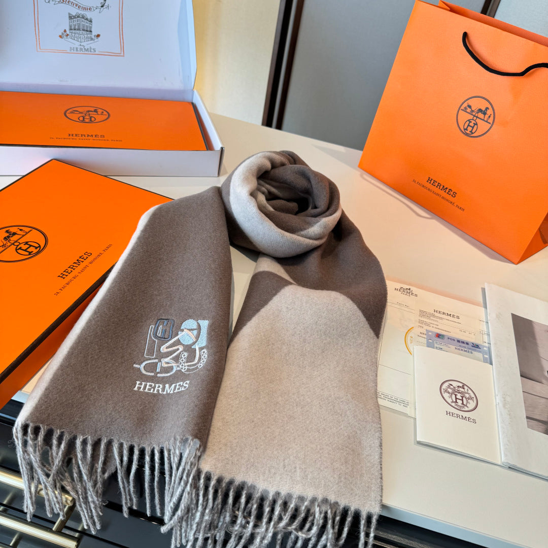 velvet stylish Scarf for men - alternate angle view 9