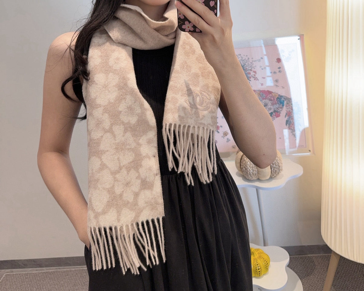 velvet elegant Scarf for women - product detail view