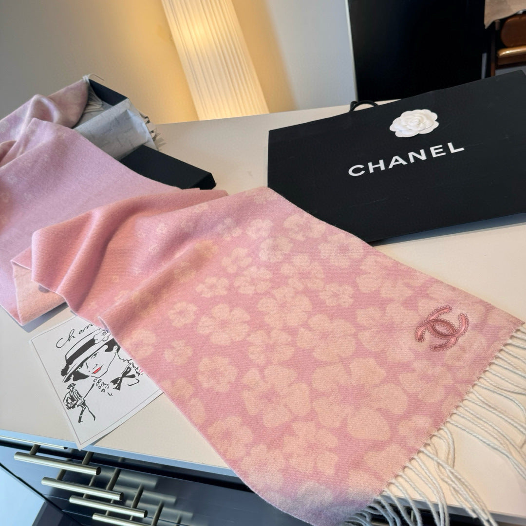 velvet elegant Scarf for women - alternate angle view 12