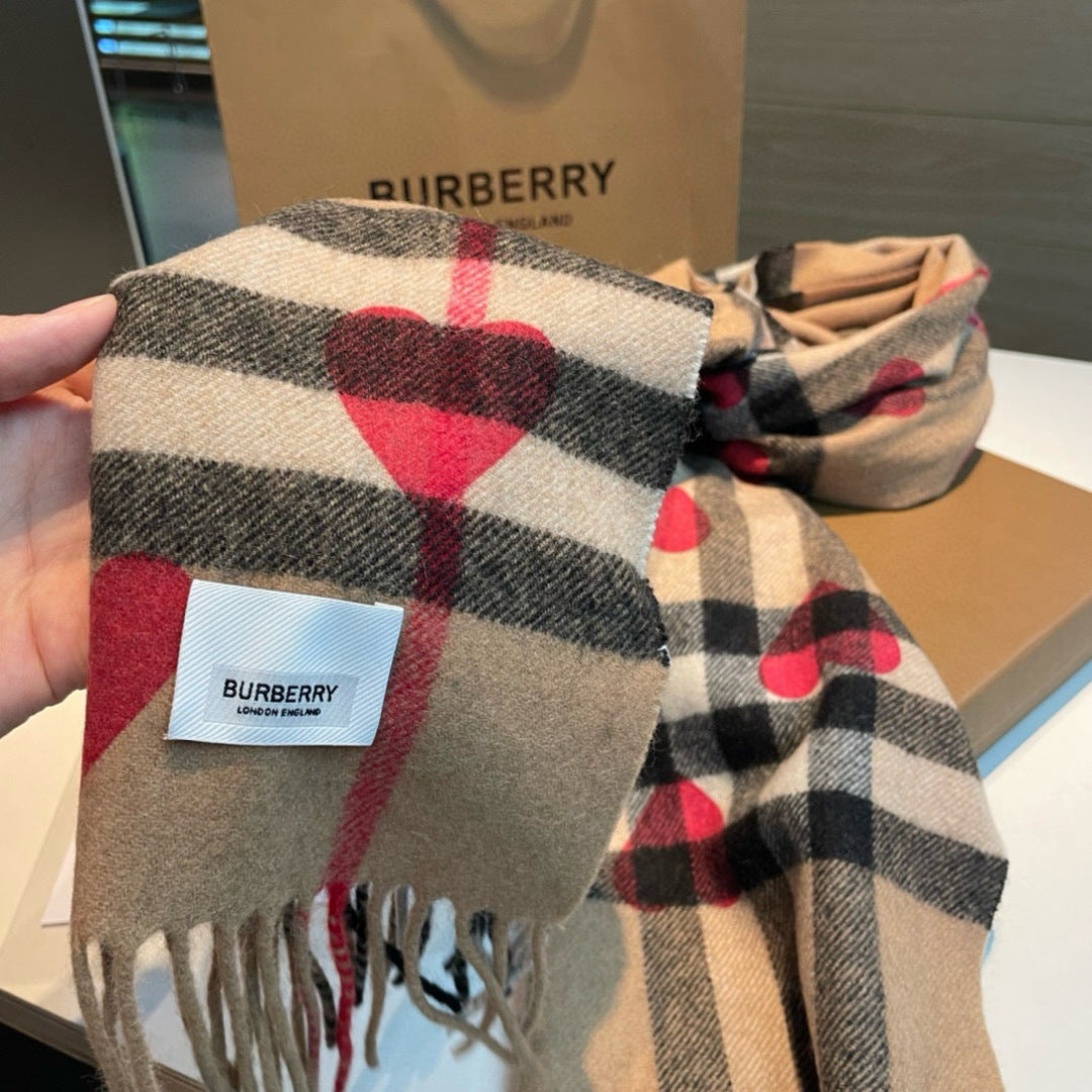 velvet heart Scarf for men - alternate angle view 8