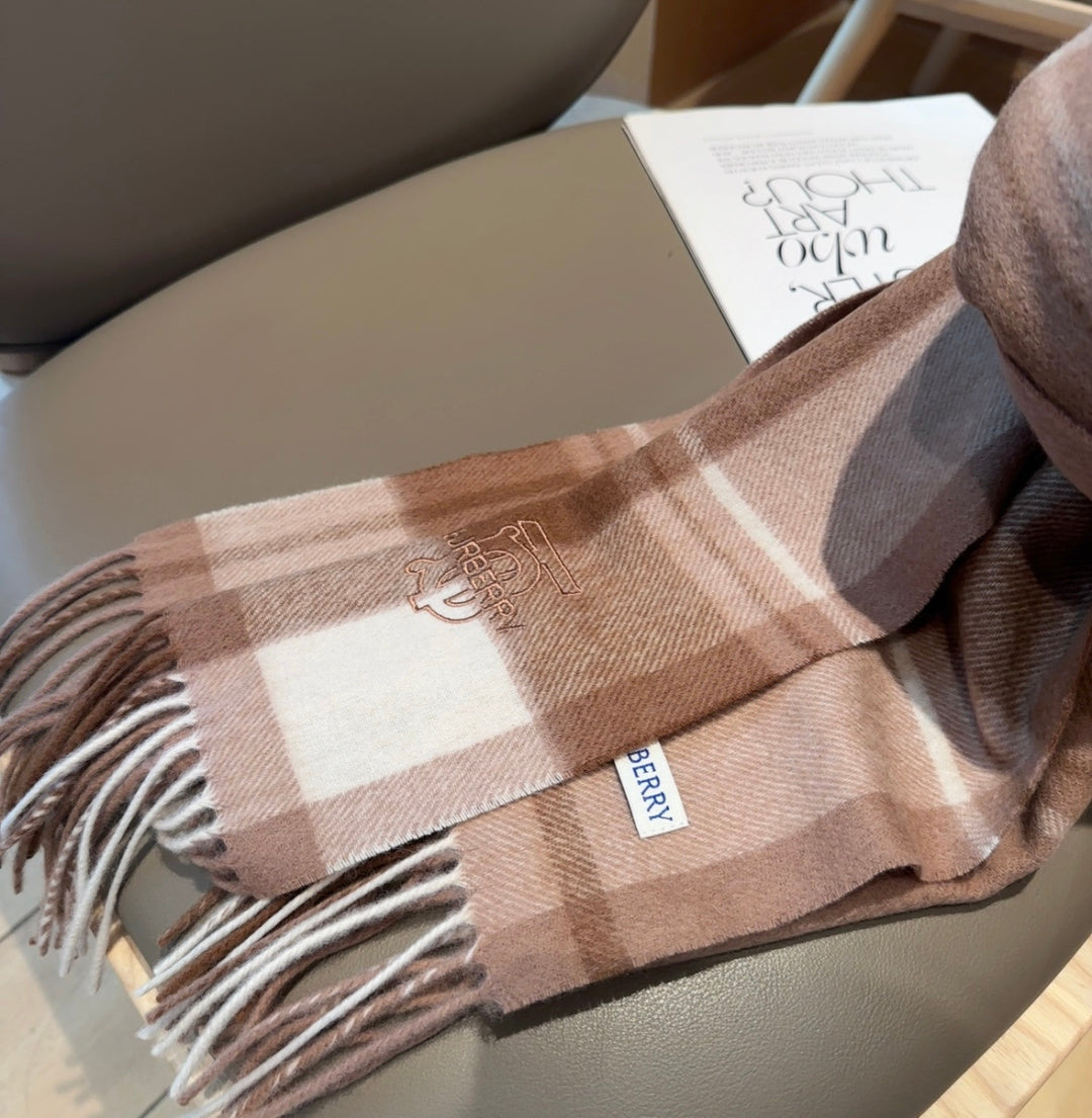 stylish Scarf for men - alternate angle view 12