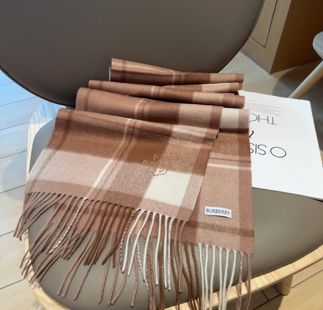 stylish Scarf for men - alternate angle view 7