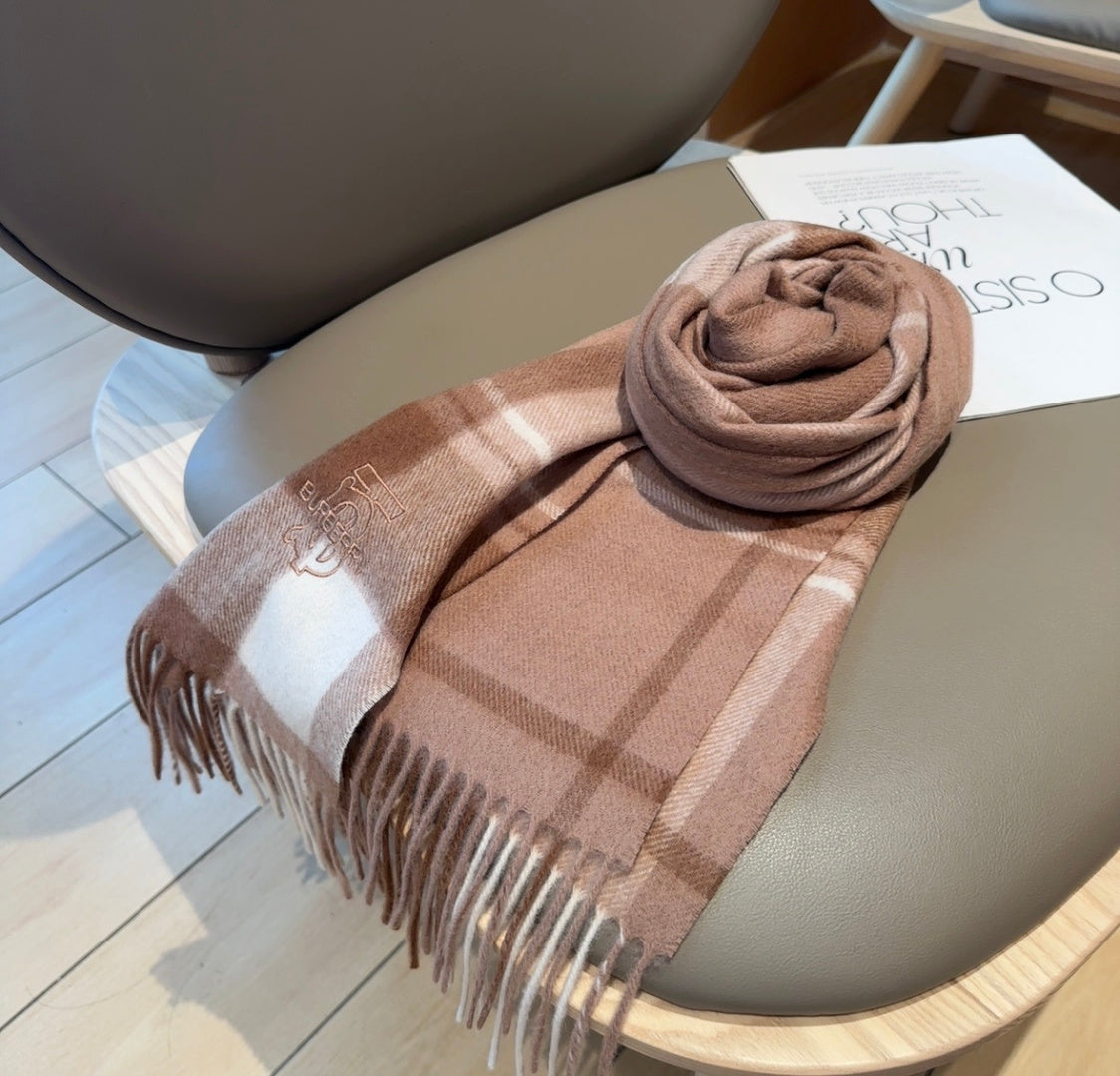 stylish Scarf for men - alternate angle view 9