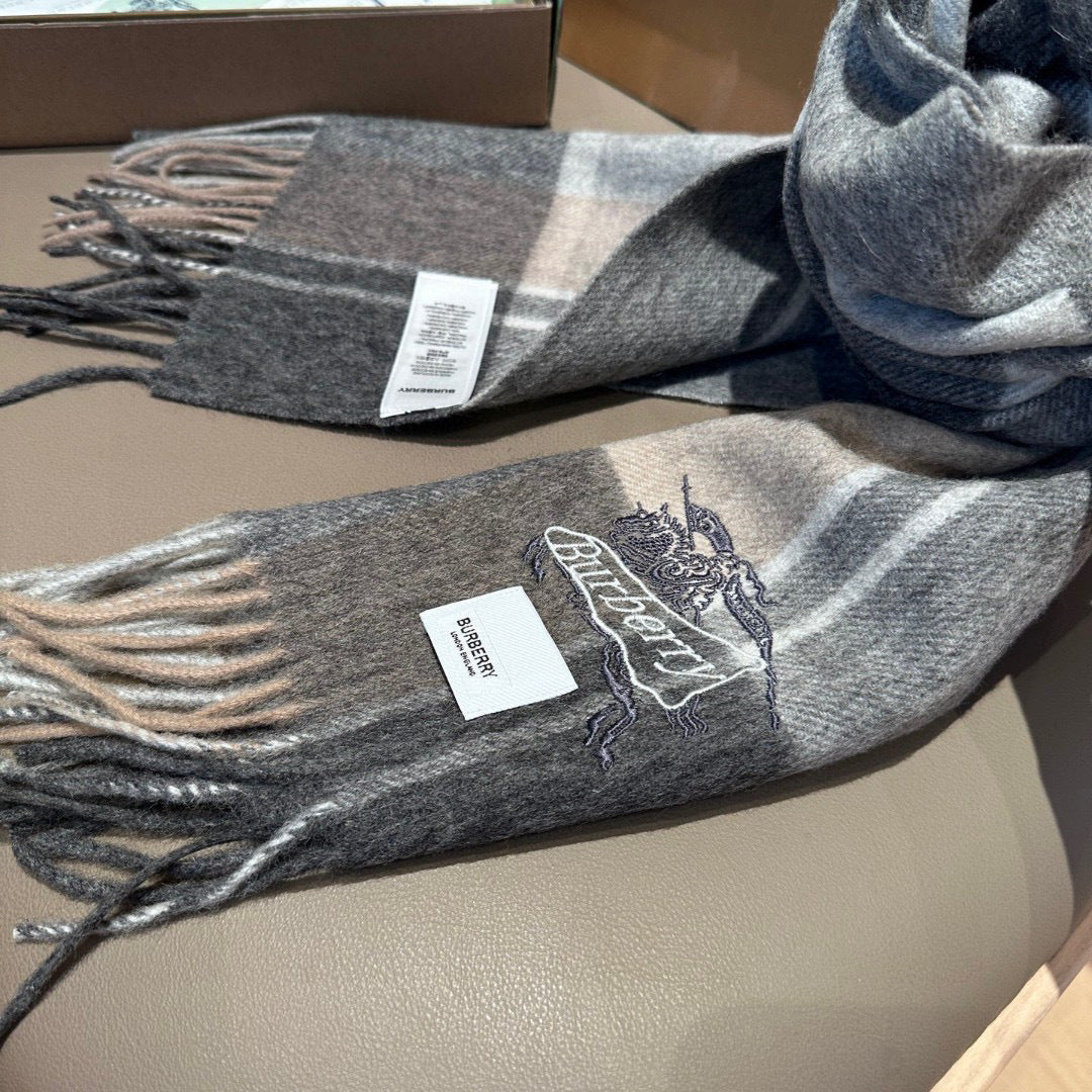 stylish Scarf for men - alternate angle view 9