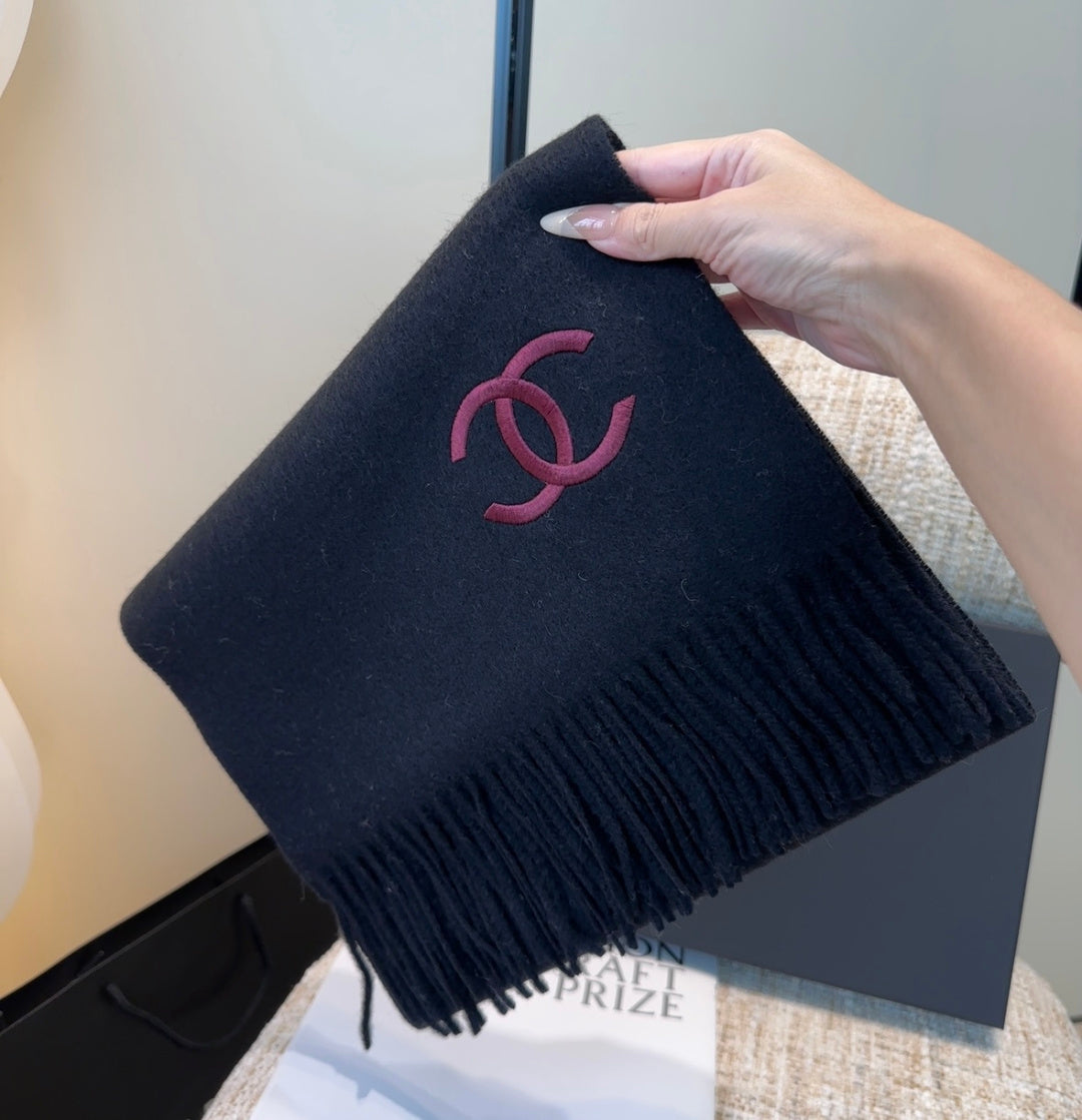 stylish Scarf for men - alternate angle view 4