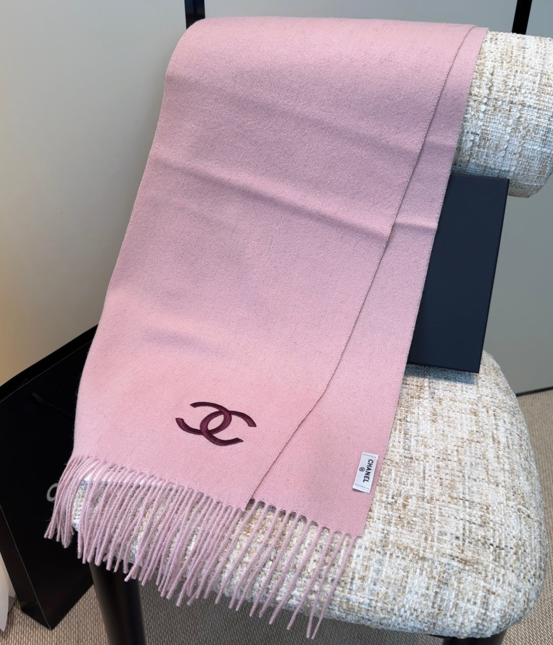stylish Scarf for men - alternate angle view 10
