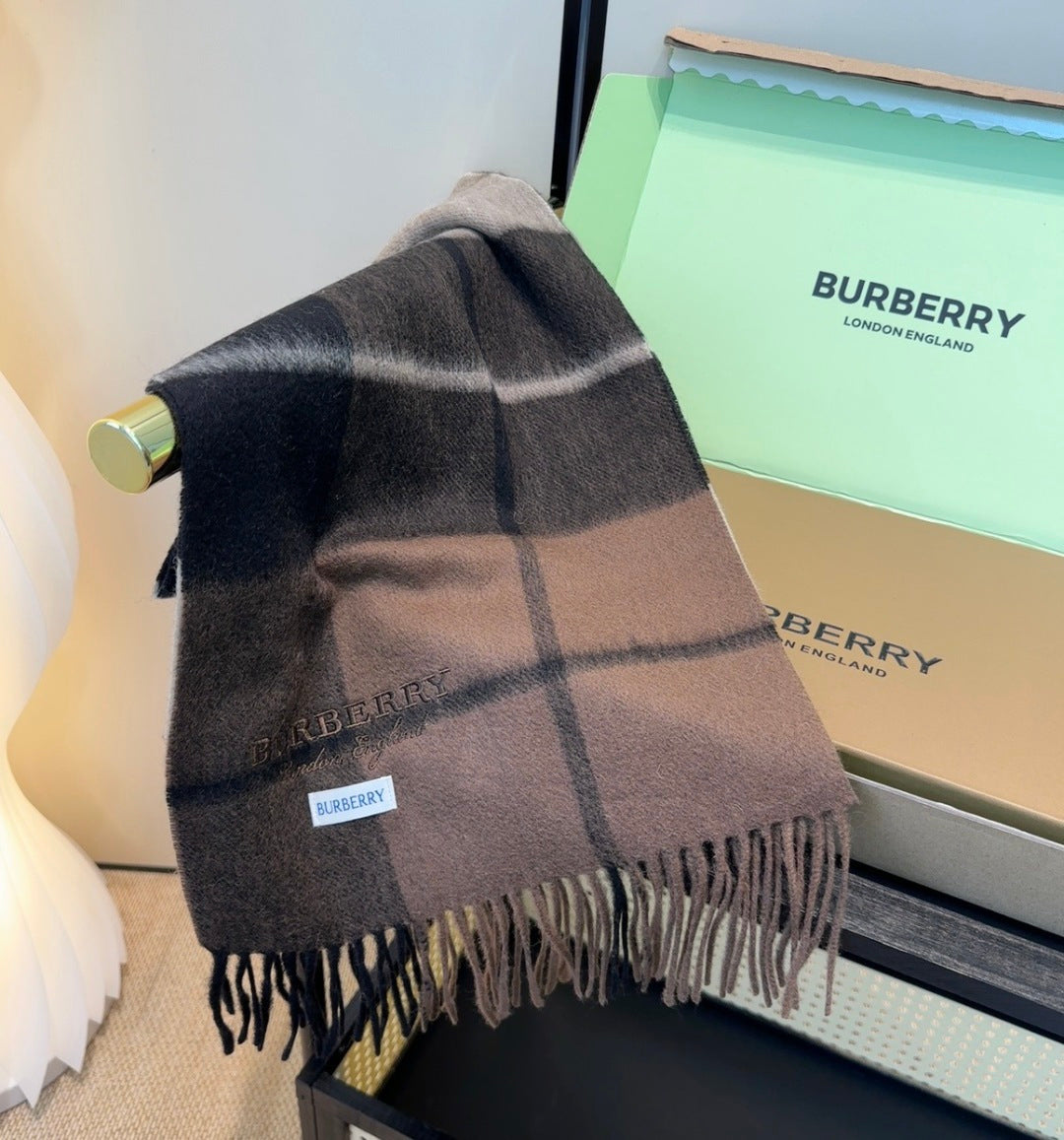 stylish Scarf for men - alternate angle view 5