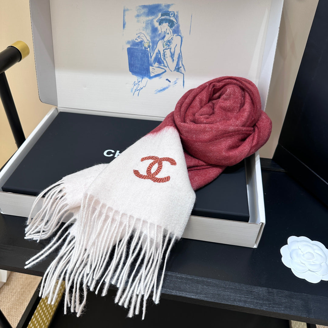 minimalist Scarf for unisex couple - alternate angle view 9