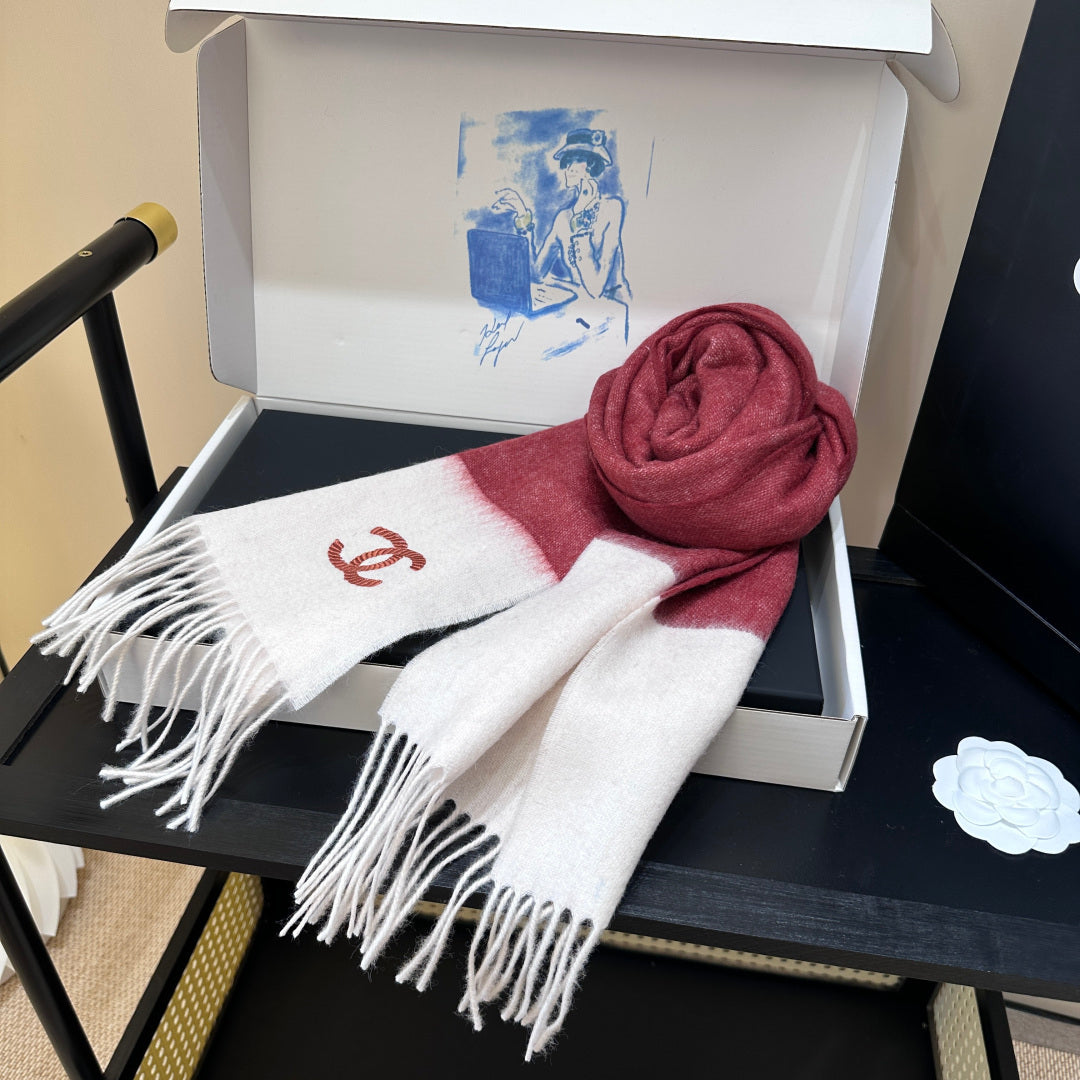 minimalist Scarf for unisex couple - alternate angle view 8