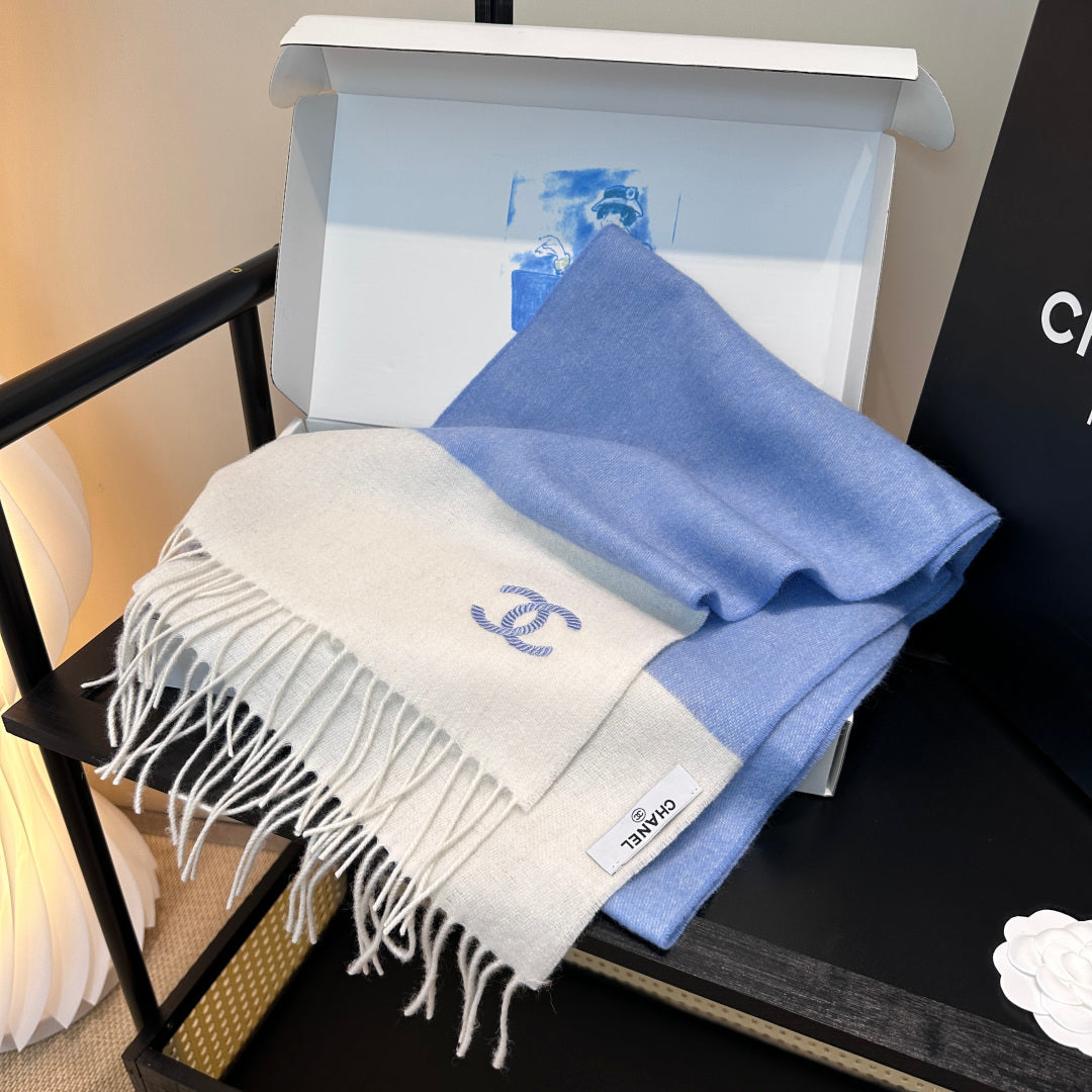 minimalist Scarf for unisex couple - alternate angle view 7
