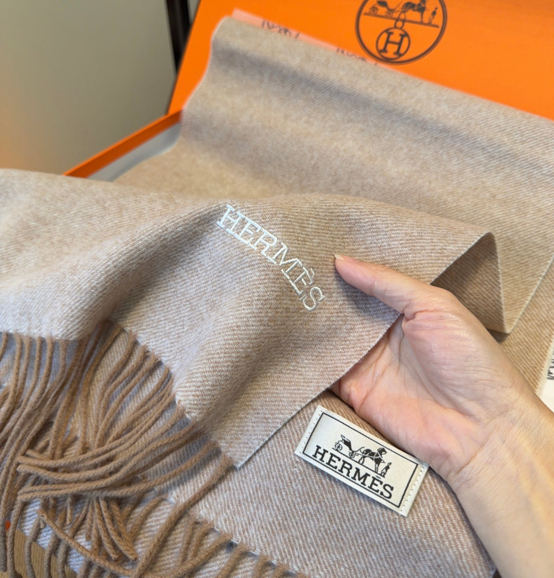 elegant Scarf for unisex couple - alternate angle view 7