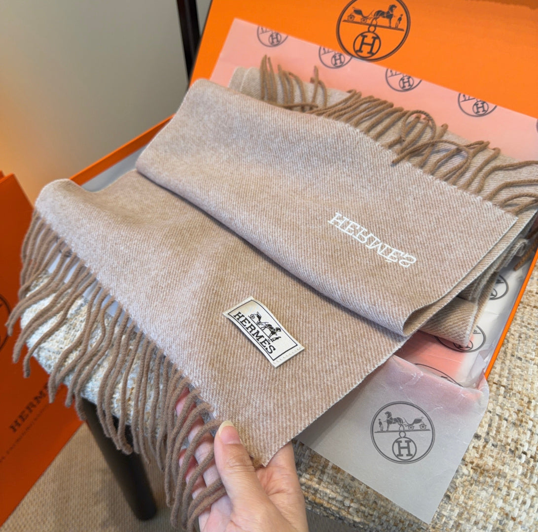 elegant Scarf for unisex couple - alternate angle view 8