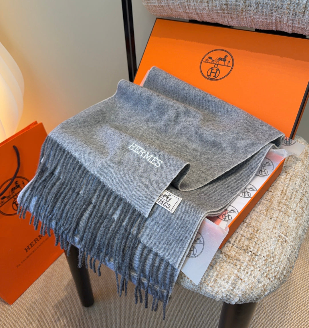elegant Scarf for unisex couple - alternate angle view 6