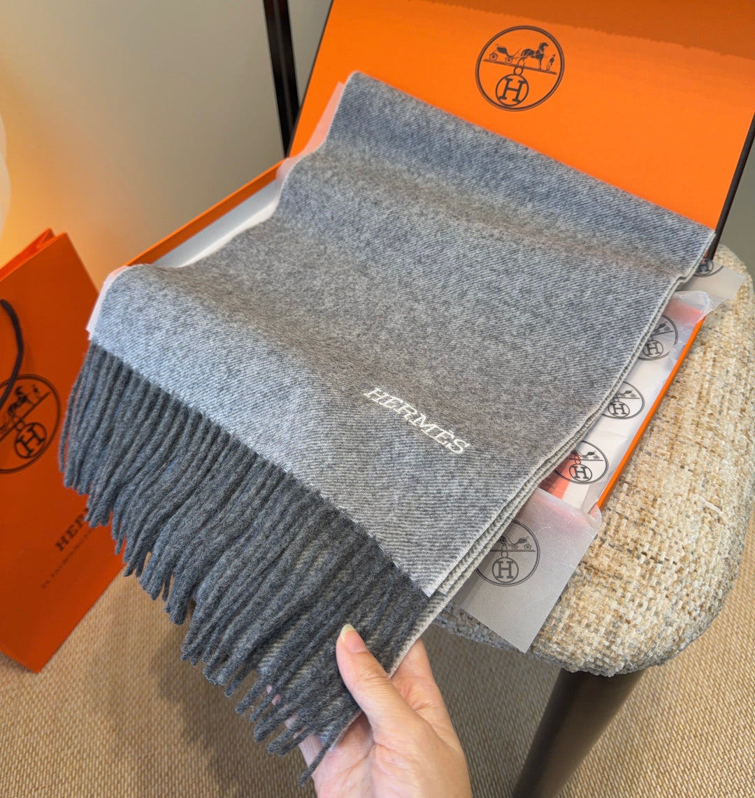 elegant Scarf for unisex couple - alternate angle view 5
