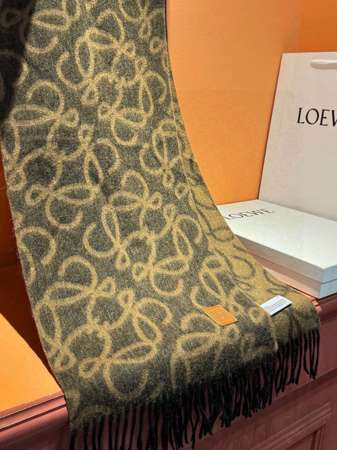 camel wool floral Scarf for women - alternate angle view 8