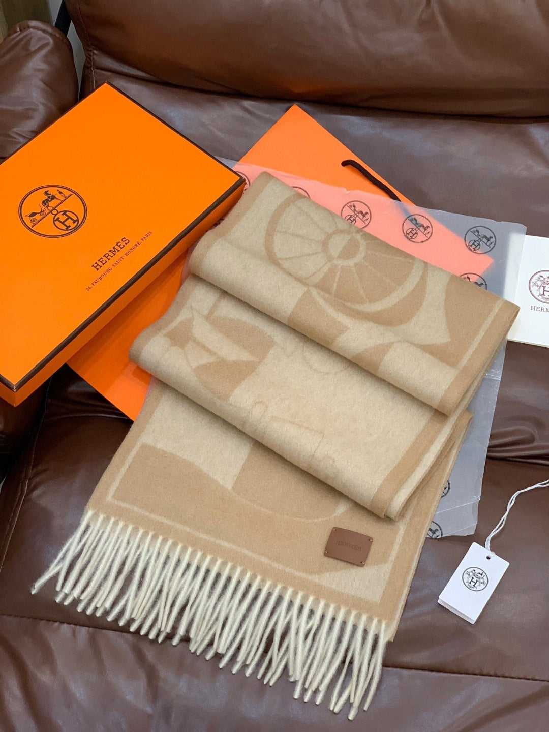 velvet luxury Scarf for men - alternate angle view 8