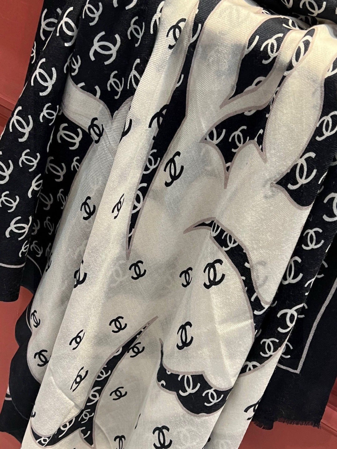 white velvet floral Coat for women - alternate angle view 7
